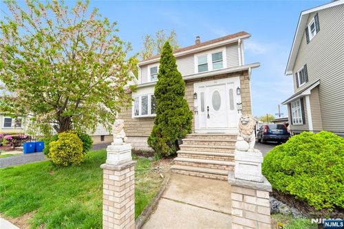 46 Chamberlain Ave, Little Ferry, NJ, 07643-1830 | Card Image