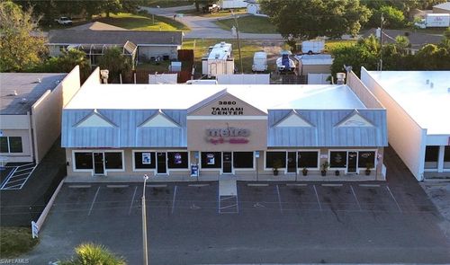 3880 Tamiami Trl, PORT CHARLOTTE, FL, 33952-8464 | Card Image