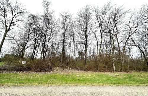 TBD Pinewood Drive, Weirton, WV, 26062 | Card Image