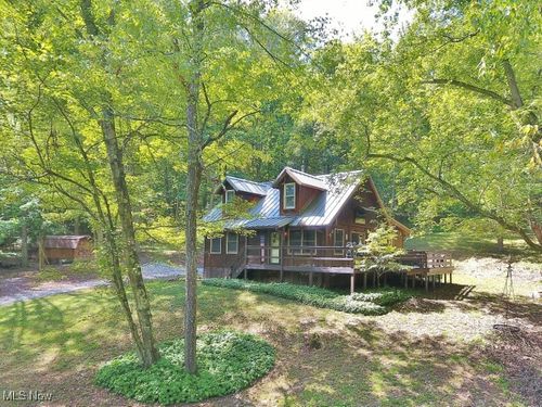 1201 Whispering Pines Ln Sw, Dellroy, OH, 44620-9663 | Card Image