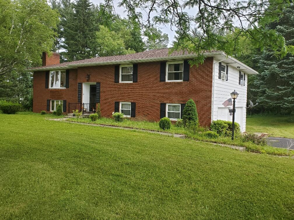 Country Club Rd, Clearfield, PA 16830