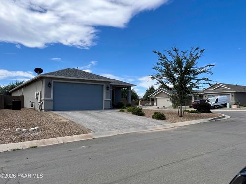 1303 Stratford Pl, Chino Valley, AZ, 86323-6918 | Card Image