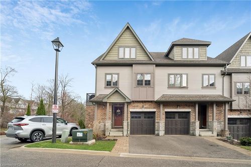 9b-9 Guthrie Lane, Rockwood, ON, N0B2K0 | Card Image