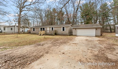 3455 W Webster Rd, Montague, MI, 49437-9663 | Card Image