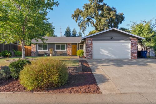 7813 Spring Valley Avenue, Citrus Heights, CA, 95610 | Card Image