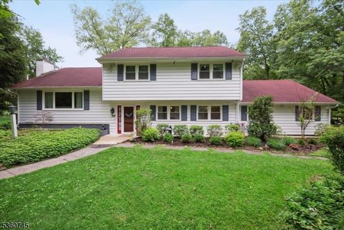 42 Wildwood Ter, Watchung, NJ, 07069-5815 | Card Image