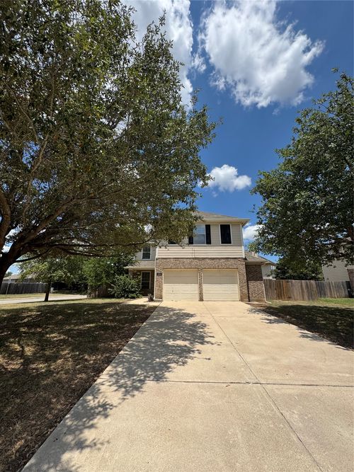 214 Winter St, Kyle, TX, 78640-5497 | Card Image