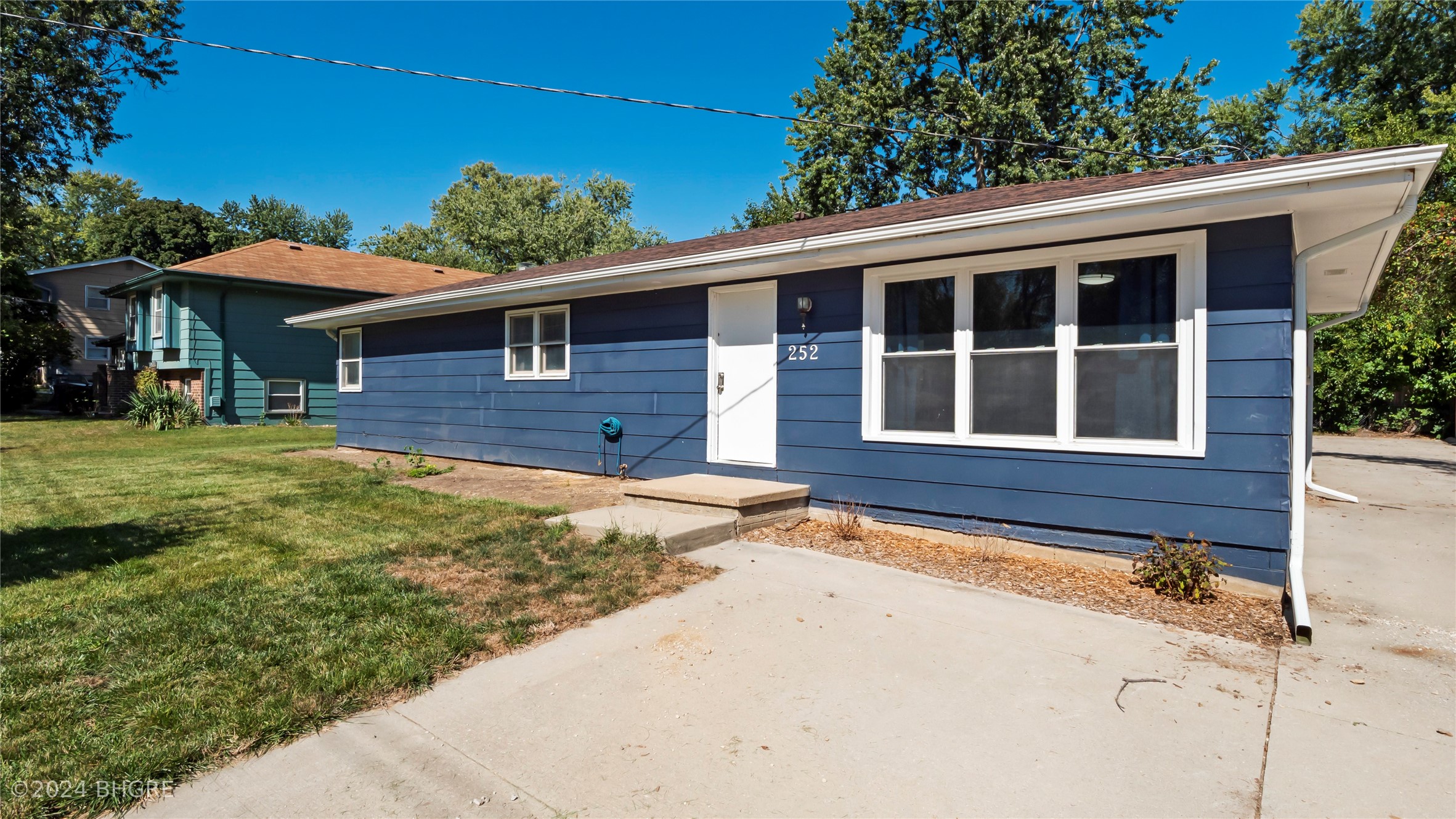 Greenfield Pkwy, Des Moines, IA 50320