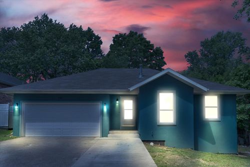 201 S Smalley St, Nixa, MO, 65714-7830 | Card Image
