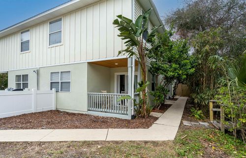 203 E St, St Augustine, FL, 32080 | Card Image