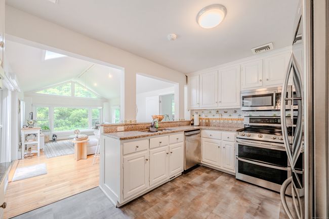 11 Walker Ln, House other with 3 bedrooms, 2 bathrooms and null parking in Woodbridge CT | Image 6
