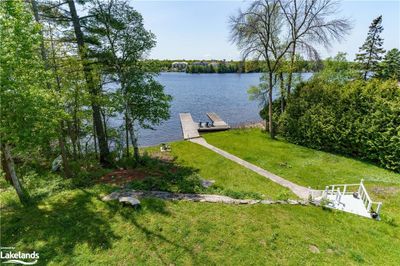 2 - 135 Abbey Lane, Home with 3 bedrooms, 2 bathrooms and 4 parking in Gravenhurst ON | Image 3