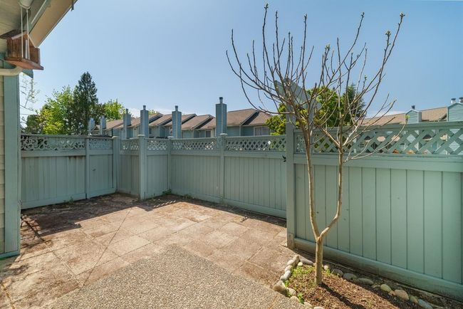 4 - 7140 Barnet Road, Townhouse with 3 bedrooms, 1 bathrooms and 2 parking in Burnaby BC | Image 23