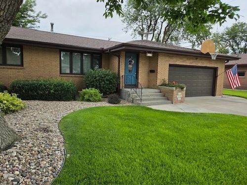 2666 Pershing Rd, Columbus, NE, 68601-2660 | Card Image