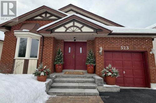 523 Laurie Ave, Peterborough, ON, K9L1X8 | Card Image