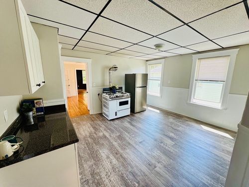 apt-3-20 Mann St, Worcester, MA, 01602-3519 | Card Image