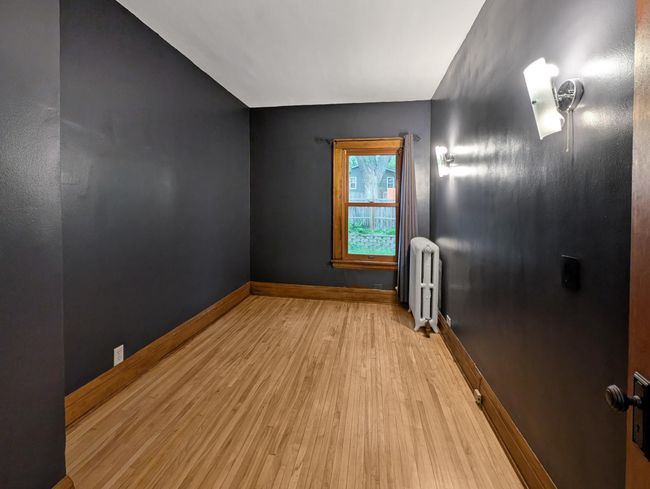 Bedroom 2 with walk in closet. | Image 11