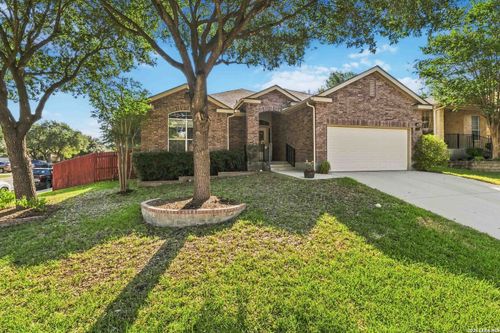 792 San Luis, New Braunfels, TX, 78132-2895 | Card Image