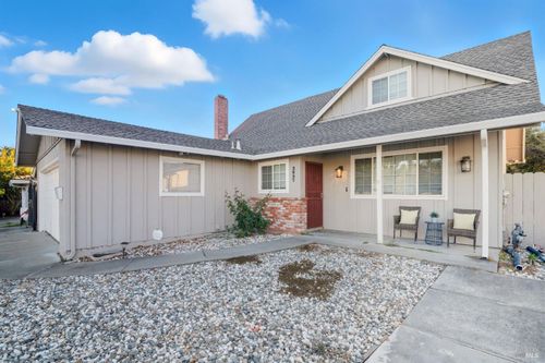 2657 Marigold Dr, Fairfield, CA, 94533-1136 | Card Image