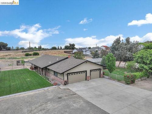 4190 Brown Rd, Oakley, CA, 94561-2532 | Card Image