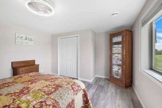 105 Community Dr, Condo with 3 bedrooms, 3 bathrooms and null parking in FALL RIVER WI | Image 35