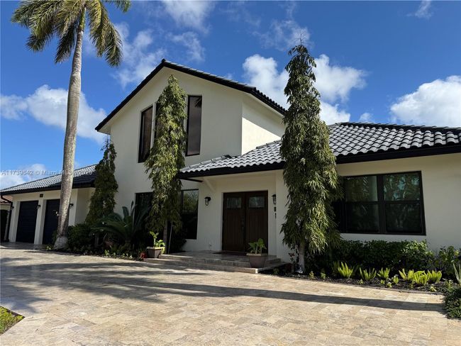 4000 Ne 23 Rd Ave, House other with 3 bedrooms, 4 bathrooms and null parking in Lighthouse Point FL | Image 32
