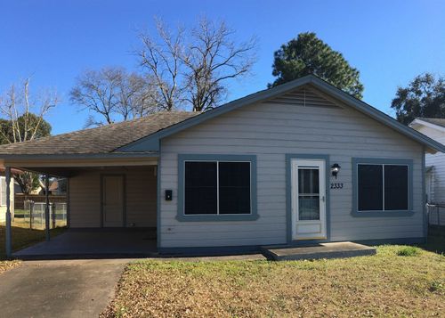 2333 1st St, Port Neches, TX, 77651-3903 | Card Image