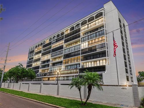 302-3211 W Swann Ave, TAMPA, FL, 33609-4685 | Card Image