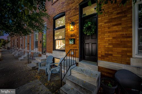 817 S Eaton St, BALTIMORE, MD, 21224-4318 | Card Image