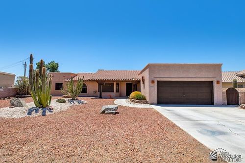 10840 S Via Salida, Yuma, AZ, 85367-7212 | Card Image