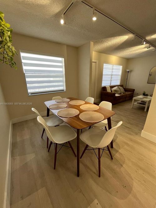 310-500 Ne 2nd St, Dania Beach, FL, 33004-3348 | Card Image
