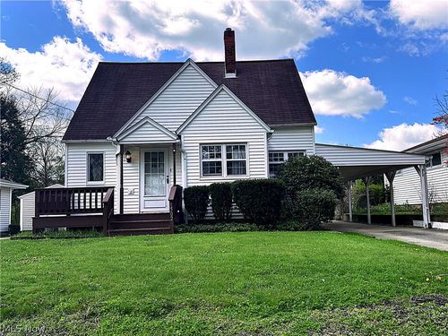 1502 Slusser Rd, Akron, OH, 44305-1410 | Card Image