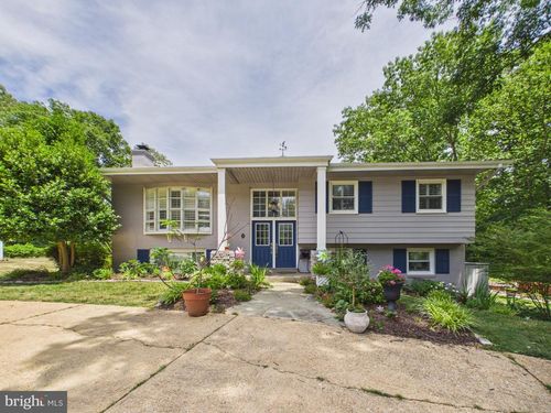 9201 Cherrytree Dr, ALEXANDRIA, VA, 22309-2906 | Card Image
