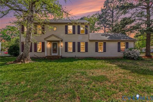 9323 Susquehanna Trl, Ashland, VA, 23005-3383 | Card Image