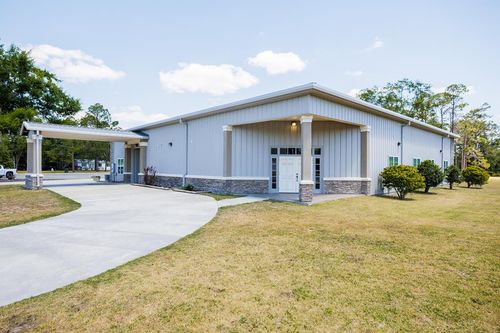 37 E Main St, Lakeland, GA, 31635-1204 | Card Image