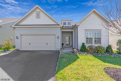 31 Tate Rd, Flemington, NJ, 08822-7230 | Card Image