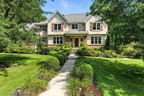 8174 Windy Hollow Rd, Johnstown, OH, 43031-9515 | Card Image