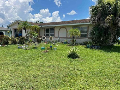 2158 Beacon Dr, Port Charlotte, FL, 33952-5626 | Card Image