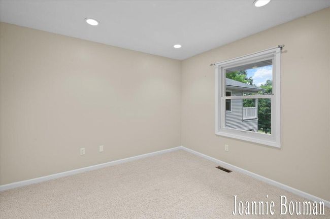 10466 Riverview Dr, House other with 5 bedrooms, 4 bathrooms and null parking in Plainwell MI | Image 31