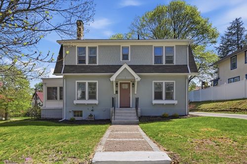 1 Kenilworth Rd, Worcester, MA, 01602-1809 | Card Image