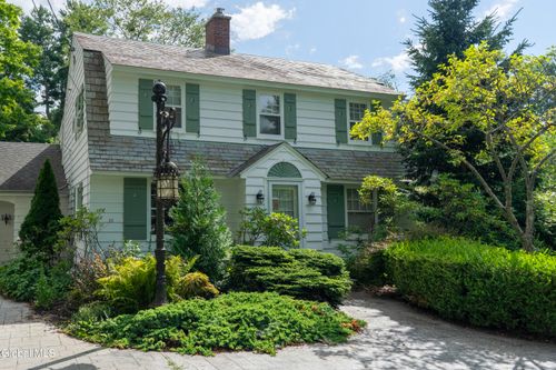 292 Lake Ave, Saratoga Springs, NY, 12866-3735 | Card Image