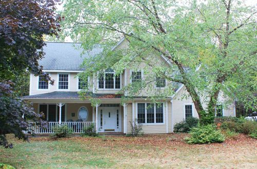 42 Forest Dr, Lincoln, NH, 03251-4445 | Card Image