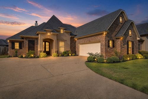 1208 Pontchartrain Ct, Bossier City, LA, 71111-5580 | Card Image