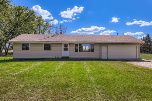 460 County Road 5 Nw, Isanti, MN, 55040-8009 | Card Image