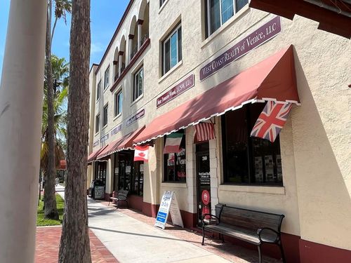 15a-240 Tampa Ave W, VENICE, FL, 34285-1729 | Card Image