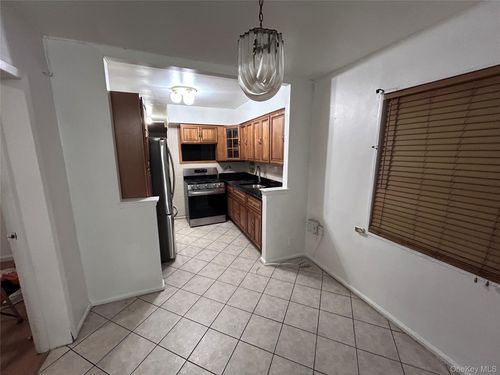 1116 E 102nd St, Brooklyn, NY, 11236-4447 | Card Image