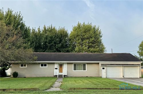 324 E North St, Deshler, OH, 43516-1247 | Card Image