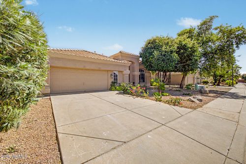 7251 E Lakeview Ave, Mesa, AZ, 85209-4910 | Card Image