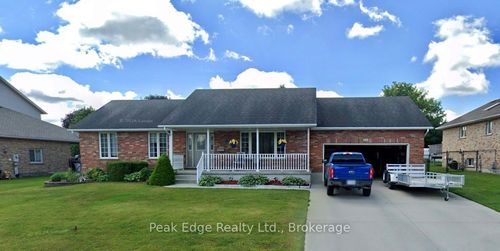 397 1st St S, Hanover, ON, N4N3T8 | Card Image