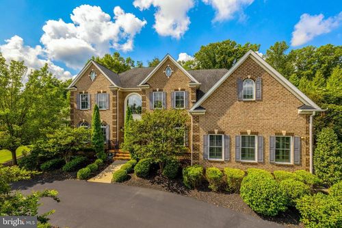 1678 Hunting Crest Way, VIENNA, VA, 22182-1563 | Card Image
